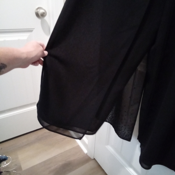 Dressbarn Petite Collection Size 8P Black Pants With Beaded Chiffon Panel - Picture 4 of 12